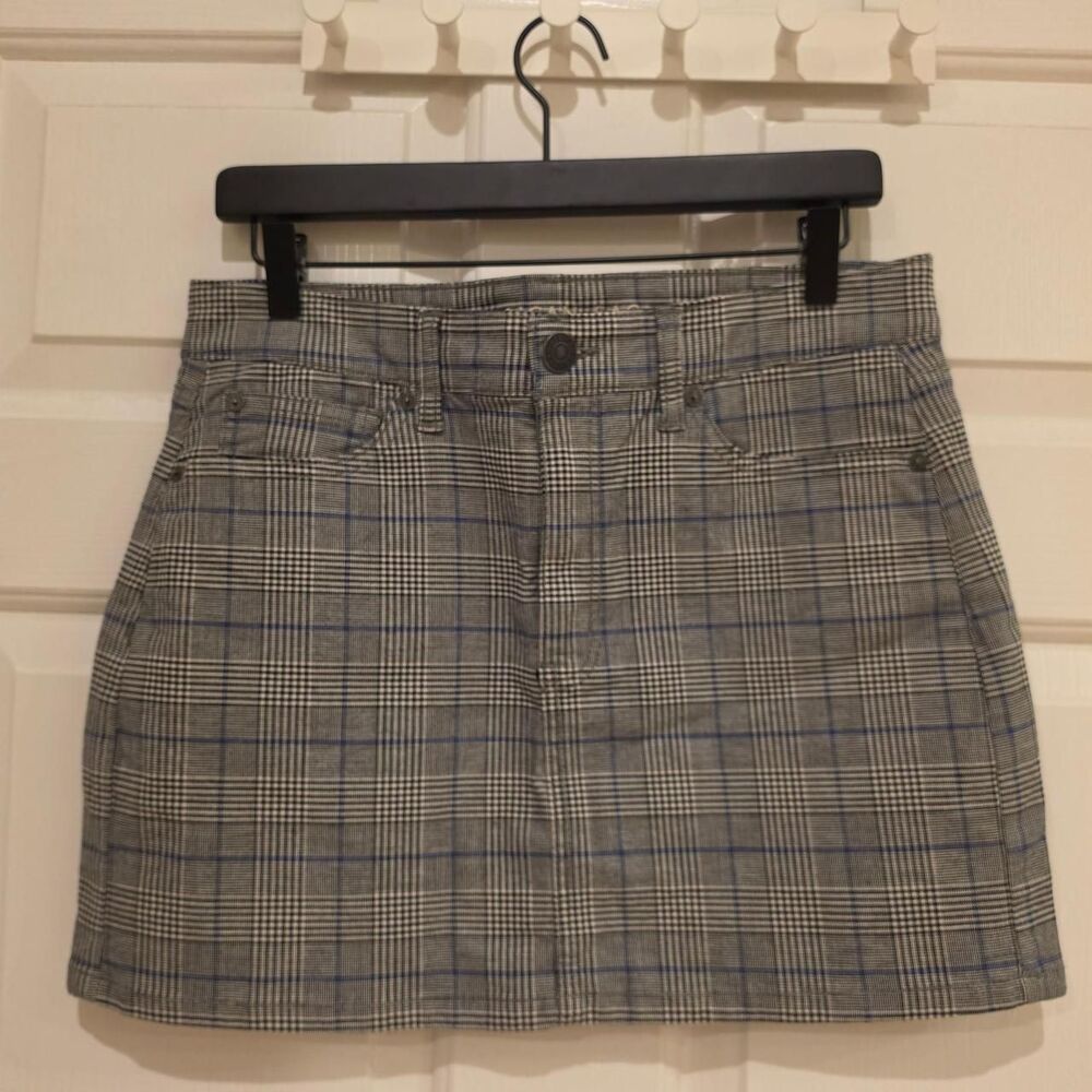 American Eagle Women's Plaid Skirt